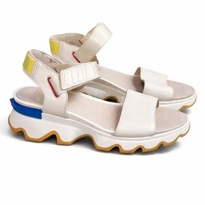 New! $130 Sorel White Leather Sandals with Blue and Yellow Highlights sz 9